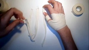 Атлетическое тейпирование большого пальца руки. Как самостоятельно зафиксировать большой палец.