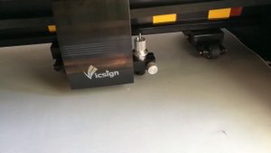 Резка пленки плоттером VicSign VS630