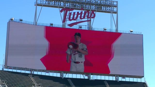 Target Field debuts new tech for 2023 Twins season смотреть онлайн