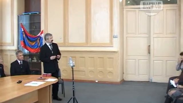 Вручение удостоверений