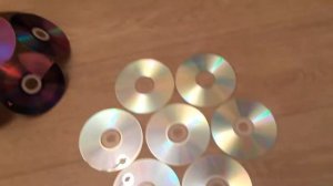 Как сделать мячик из CD дисков / How to make a ball from CD discs