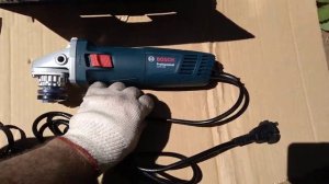 Распаковка болгарки Bosch GWS-700,сравнение с Makita GA-5030.Unpacking the angle grinder.
