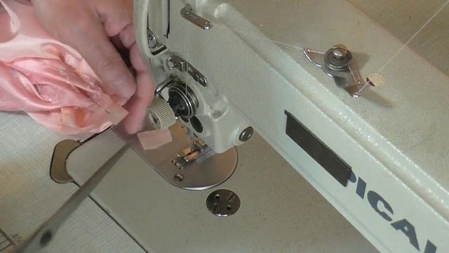 Женский бомбер Соединение верха с подкладкой часть 2 я видео№19 смотреть онлайн