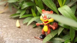 Маленький автобус tayo toys episode part 2 | Тайо убегает от черного человека | Тайо убегает