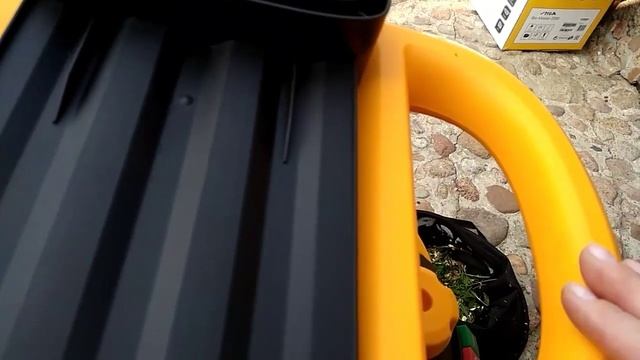 Простой помощник для ухода за огородом,садом-садовый измельчитель смотреть онлайн