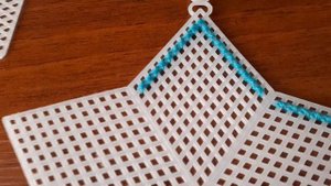 Вышивка на пластиковой канве, часть 2