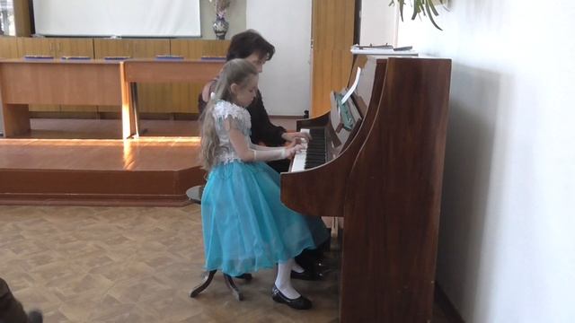 Опель Юля 1 класс - "Печем пироги" смотреть онлайн