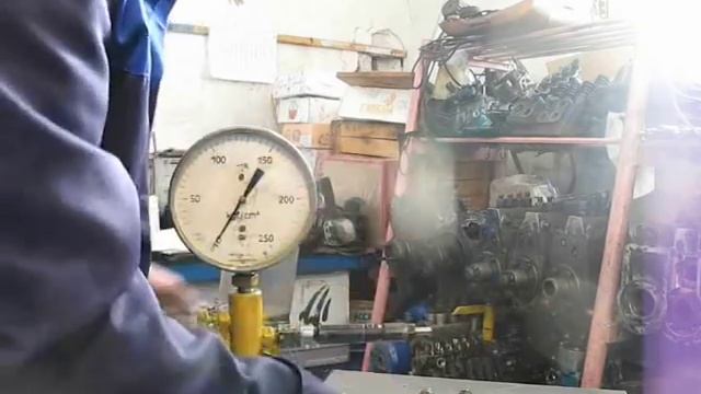 Форсунки дизельных двигателей.Часть2.Методика регулировки форсунок с малогабаритными распылителями смотреть онлайн