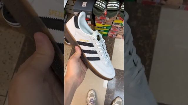Кроссовки Adidas Spezial смотреть онлайн