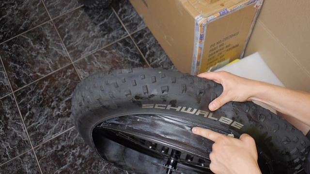 Замена герметика в бескамерных покрышках фэтбайка. Пробую Sealant MULTI смотреть онлайн