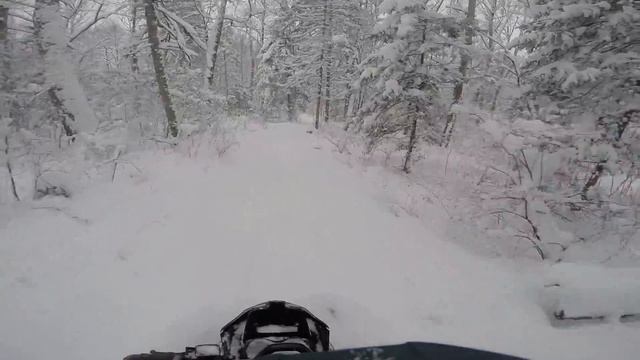 покатушки на LYNX Boondoker по участку, первые путики 2015 11 смотреть онлайн