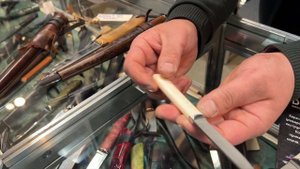 Презентация национального ножа "Бычакъ" на выставке "Клинок" 2021 в Москве.