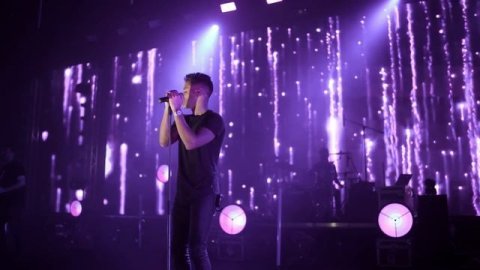 Sirvan Khosravi - Divoonegi (Live in Tehran 2023)