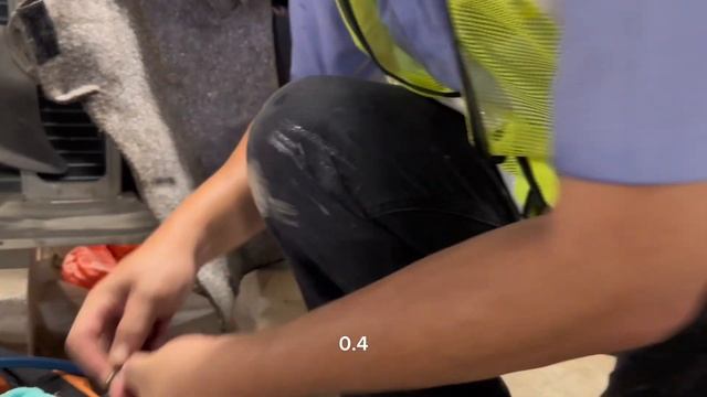 R32 air conditioner isn’t cooling { Daikin multi split inverter } error J9 смотреть онлайн