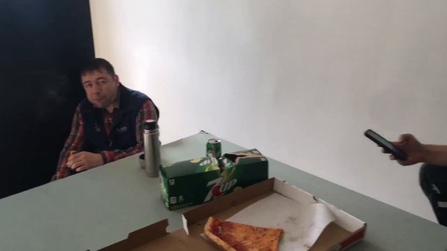 ЗАРПЛАТА И РАБОТА США ШОКИРУЮЩАЯ ПРАВДА ОБ АМЕРИКЕ смотреть онлайн