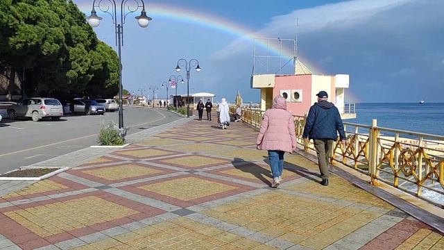 ВОСТОРГ в Крыму! ? РАДУГА накрыла весь курорт! Отдых в Крыму 2023  Море ПОЗИТИВА! Весна в Алуште