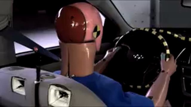 2015 Hyundai Sonata driver-side small overlap IIHS crash test смотреть онлайн