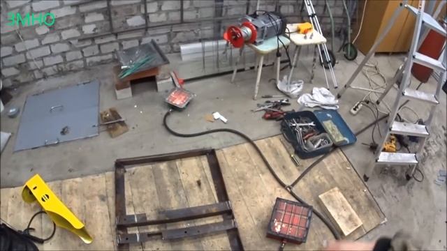 Установка электротали ОСАЛИФТ на потолок в гараже. смотреть онлайн