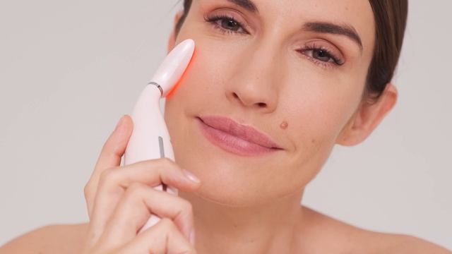 Борьба с двойным подбородком, подтяжка контуров лица. Аппарат Marutaka Multi Lift смотреть онлайн