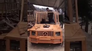 Сделал машину из дерева: Made a car out of wood