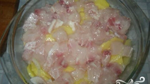 Fried Fish and Mashed Potato Stock Image - Image of prepared, crumbing: 19944589