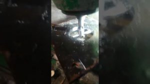 Отверстие большого диаметра на фрейзерном  станке