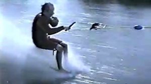 BAREFOOT WATERSKI JUGGLER