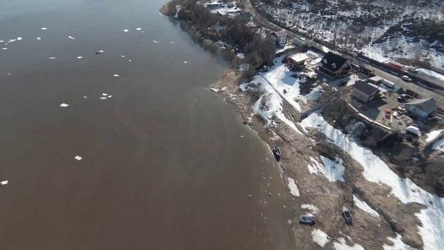 река Ура, причал базы Мурманские морские рыбалки смотреть онлайн