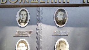 Песня "Москвичи"