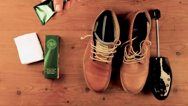 Поддержание цвета и состояния коричневой кожаной обуви смотреть онлайн