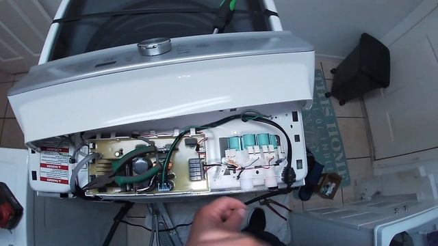 How to Fix Maytag Bravos Washer Leaking Water | Water Leaking onto Floor | Model MVWB835DW0 смотреть онлайн