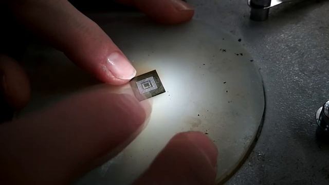 Вечно перезагружается nexus 5X(H791) Перепайка микросхемы памяти. Не помогло:( смотреть онлайн