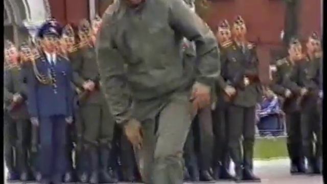 РРБ. Показательные в ВВАИИУ 2003 г..mp4 смотреть онлайн