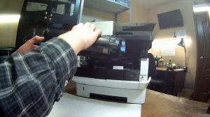 Kyocera  M2040dn и т.п. Инструкция по эксплуатации. Моменты заправки картриджа и удаление замятий..