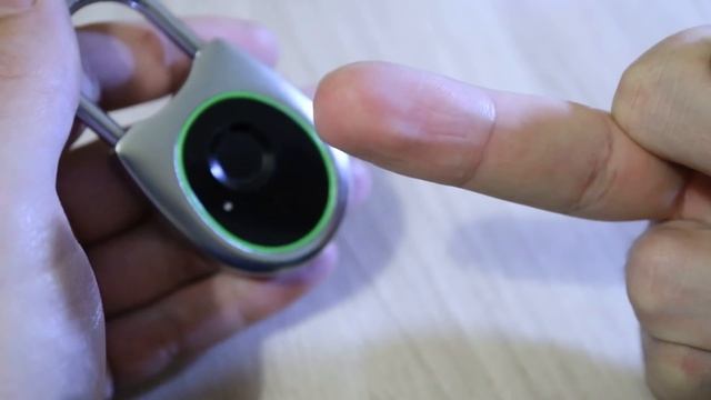 Замок со сканером отпечатка. Взлом сканера замка. Как просто вскрыть замок