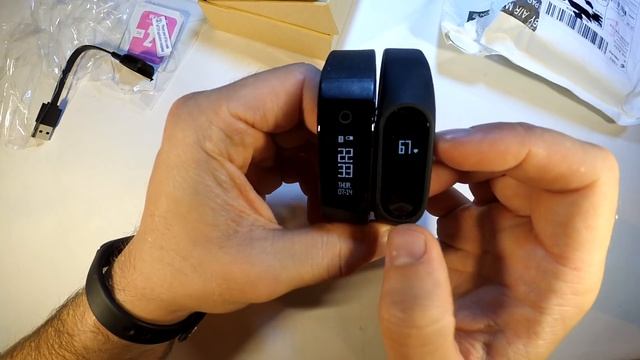 Xiaomi Mi Band 2. Распаковываю-сравниваю со SMA Band, Xiaomi 1S. Расстраиваюсь немного;) смотреть онлайн