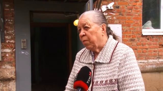 Канализацию в доме на улице Ползунова прорывает более 50 лет.