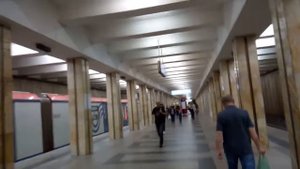 Москва 276 станция метро Щукинская лето день