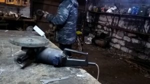 Зарабатываем в мастерской. Делаю простую лавочку из профильной трубы.