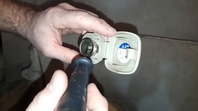 Как снять розетку в багажнике тойота харриер 97-02 смотреть онлайн