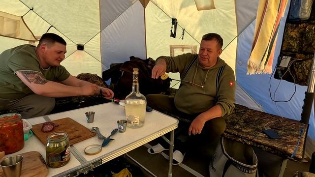 РЫБАЛКА НА ЧАНАХ С ПАЛАТКОЙ-БАНЕЙ СИБТЕРМО. ТОПИМ ТАК, ЧТО ПЛАВИТСЯ ЛЁД!  ПОДДАЙ ЖАРКУ!