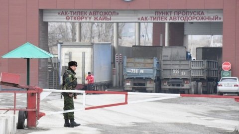 Кремль отреагировал на ужесточение миграционных норм в Казахстане