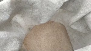 Производительность Зернодробилки ЗиМ 1500//В Сети Должно быть 220В