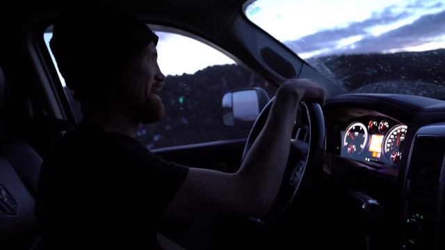 WE'RE JUST TRYING TO GET HOME | DRIVING IN A GLOBAL PANDEMIC смотреть онлайн