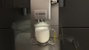 Залипательное кофеделание в кофемашине Bosch.
