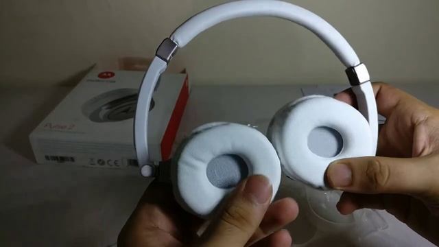 Motorola Pulse 2 Headphones Unboxing +Surprise смотреть онлайн