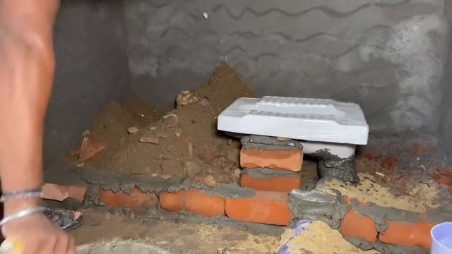 Wow Beautiful Work in Bathroom Indian Toilet Seat Fitting Easy and Fastest Way-Using sand and cemen смотреть онлайн