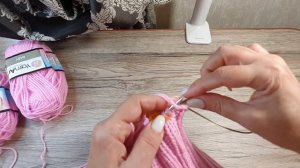 МК Стильная классическая манишка спицами. Связать просто и быстро на все размеры.