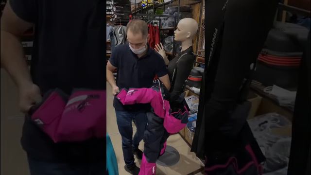 Переодели Лену в новые утеплённые комбинезоны FINNTRAIL, переоденься и ты!😉 Ждём тебя🤗 смотреть онлайн