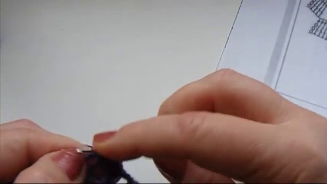 Вязаный ажурный квадрат
